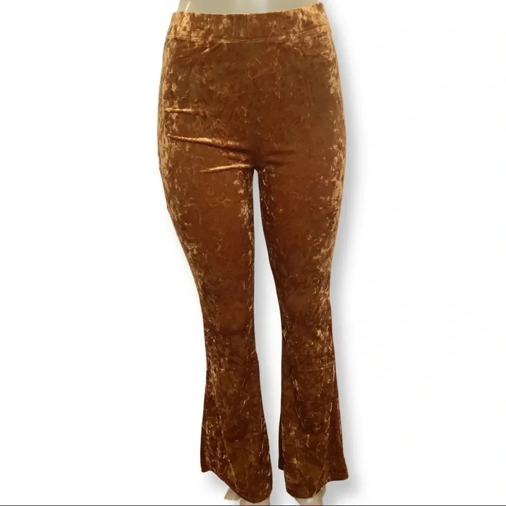 Jolie & Joy Size Small Velour Y2K Style Pants. New With Tags